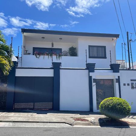 Ferienwohnung Alicia'S Place 10 Min From Airport Alajuela Exterior foto